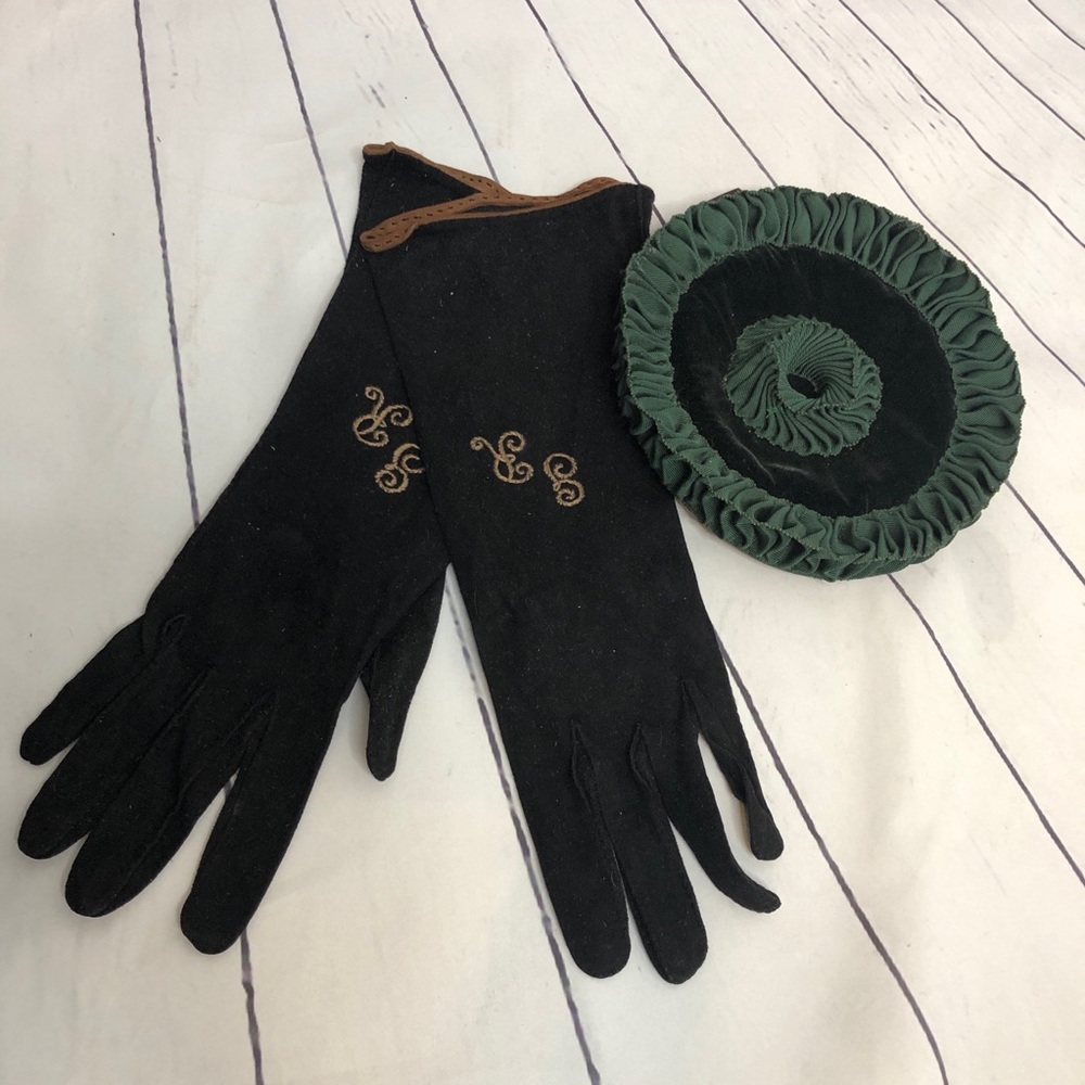 2 FOR $10 - Vintage 1940s hat gloves monogram